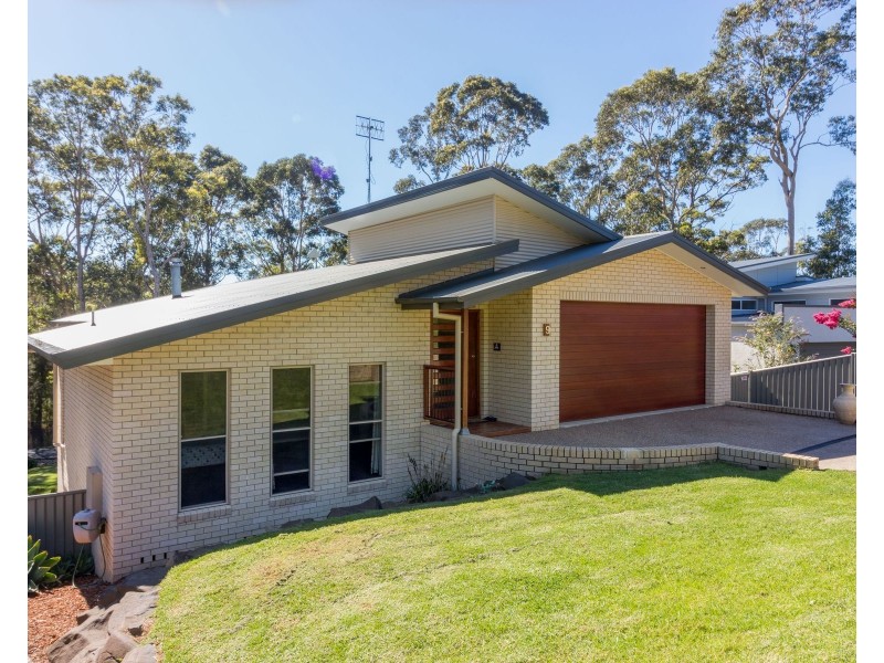 9 Banksia Grove, Malua Bay NSW 2536