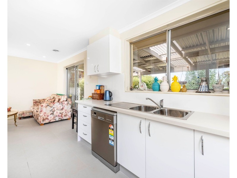 12 Kinalung Place, Giralang ACT 2617