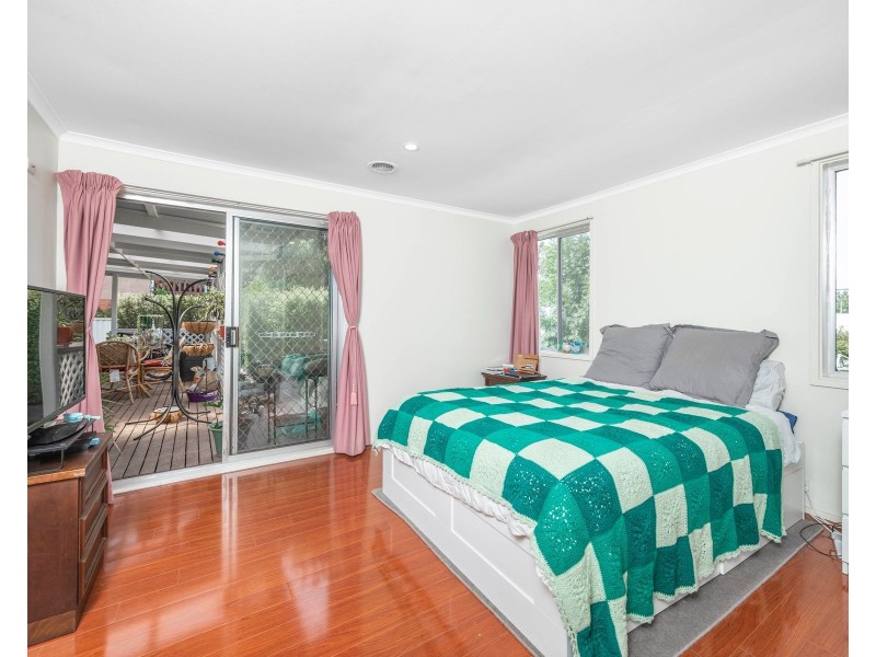 12 Kinalung Place, Giralang ACT 2617