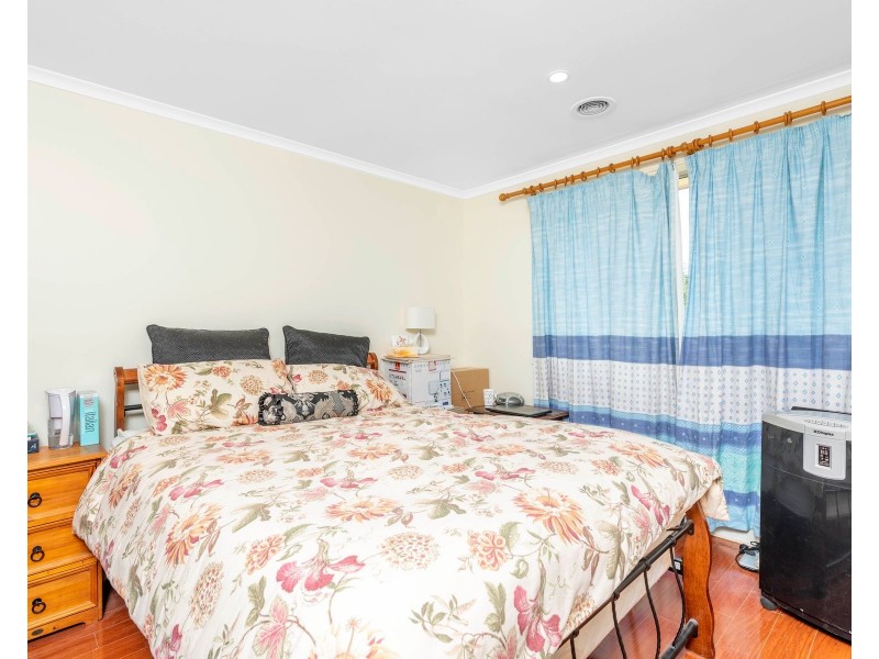 12 Kinalung Place, Giralang ACT 2617