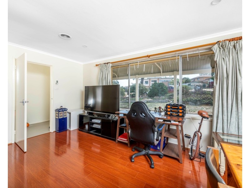 12 Kinalung Place, Giralang ACT 2617