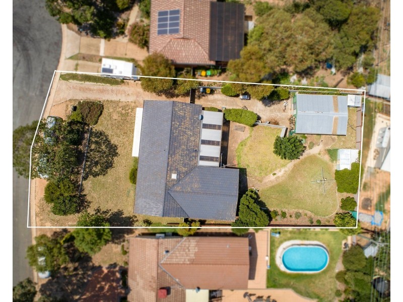 12 Kinalung Place, Giralang ACT 2617