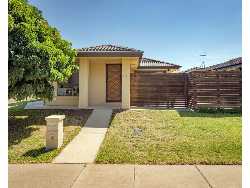 138 Christina Stead Street, Franklin ACT 2913