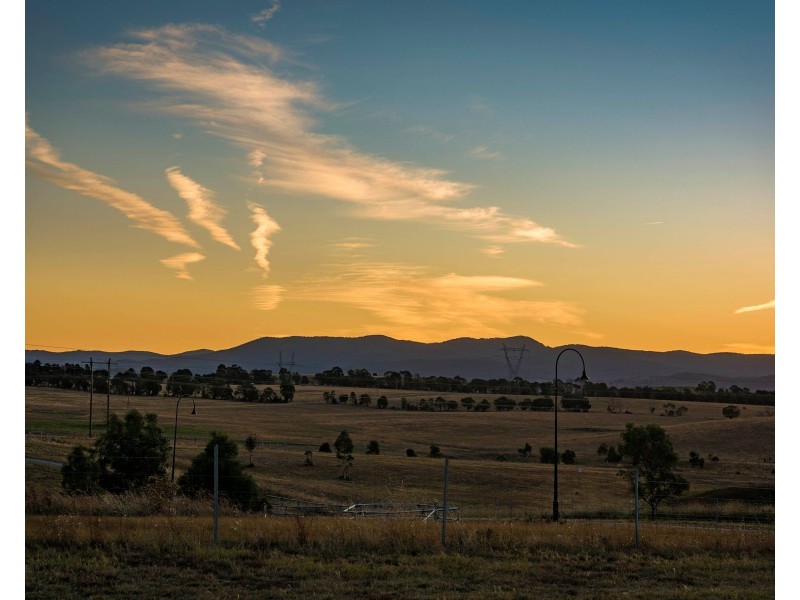 50 Refshauge Crescent, Macgregor ACT 2615