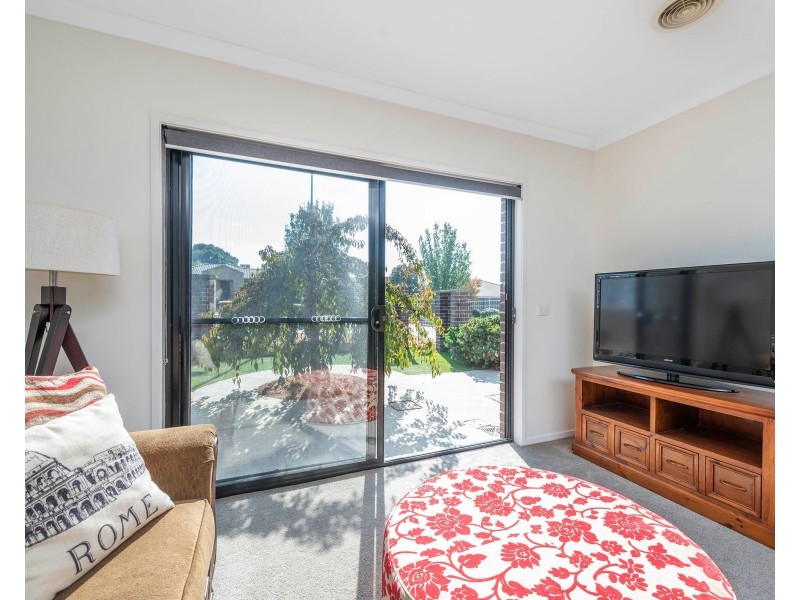 20 Constance Stone Street, Macgregor ACT 2615