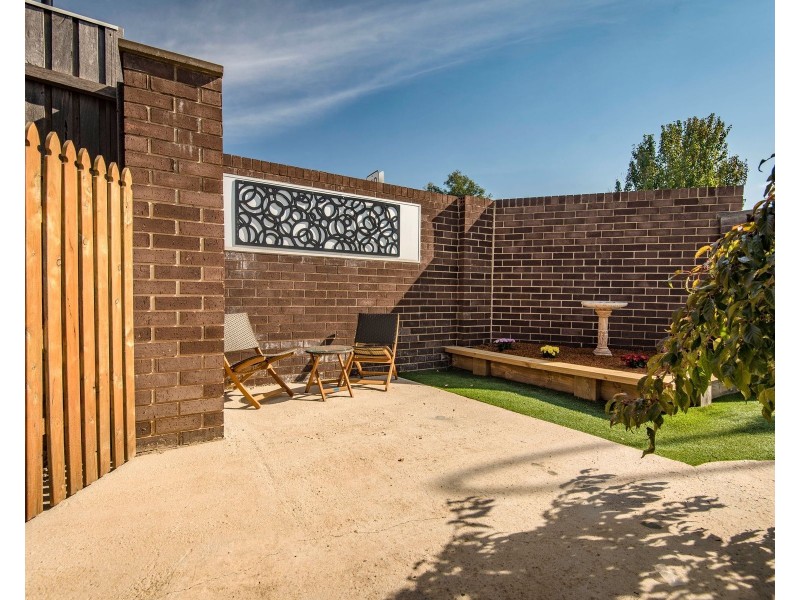 20 Constance Stone Street, Macgregor ACT 2615