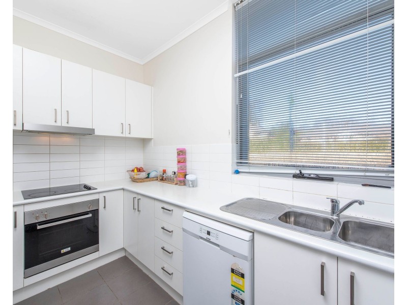 7/1 Wanliss Street, Latham ACT 2615