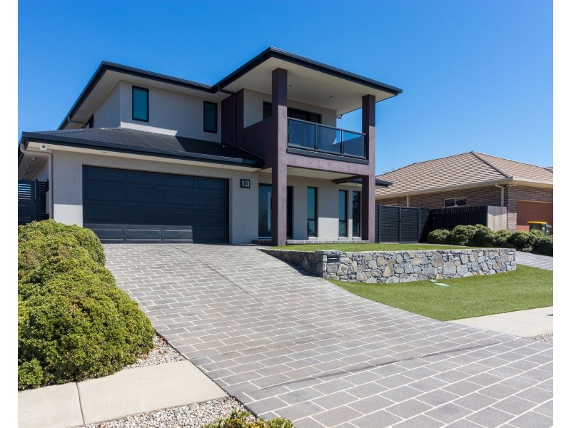 31 James Harrison Street, Dunlop ACT 2615