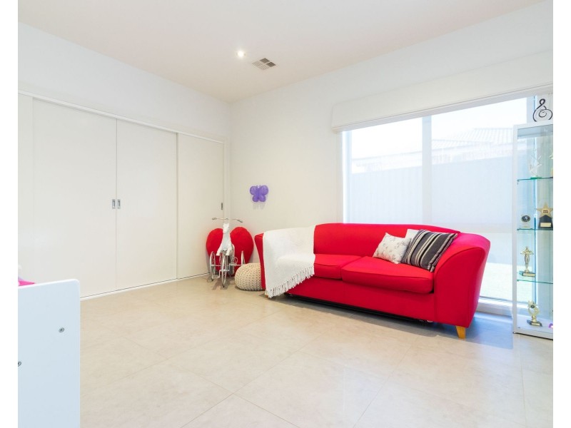 31 James Harrison Street, Dunlop ACT 2615