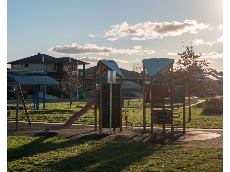 31 James Harrison Street, Dunlop ACT 2615