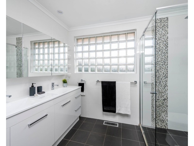 31 Macnaughton Street, Holt ACT 2615