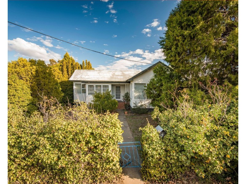 3 Waterloo Street, Queanbeyan East NSW 2620