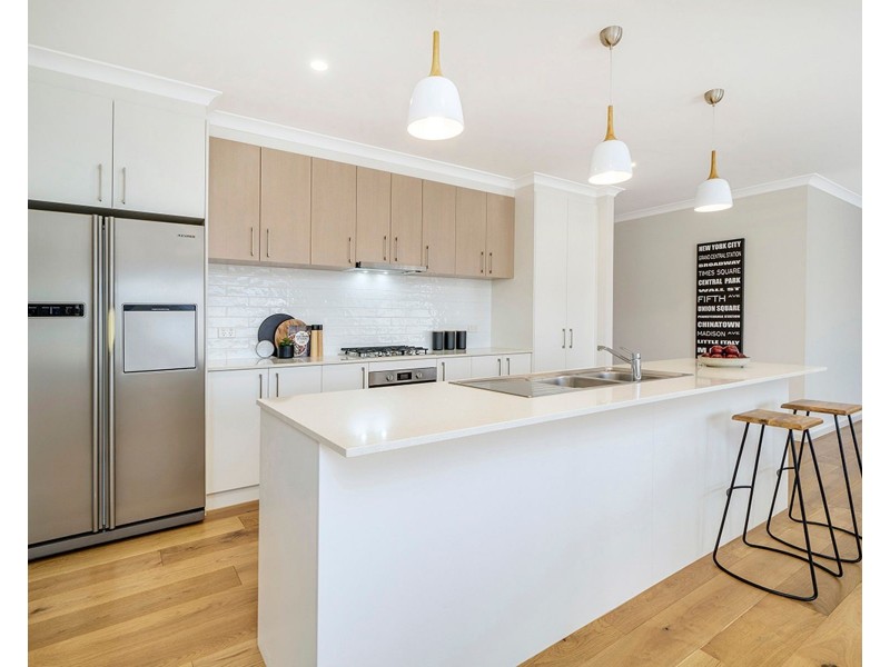 42 Langdon Avenue, Wanniassa ACT 2903