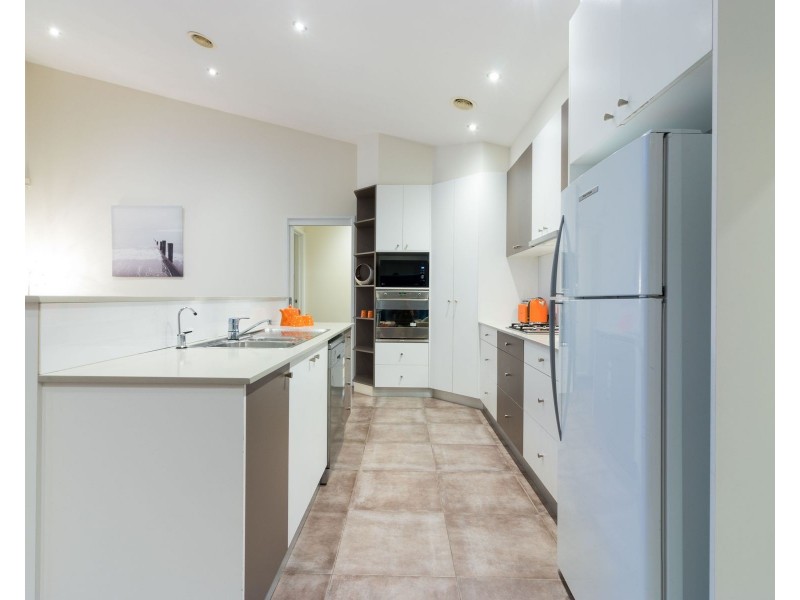 1 Lovely Close, Dunlop ACT 2615
