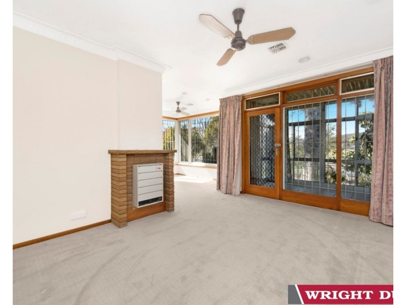 1 Majura Avenue, Dickson ACT 2602