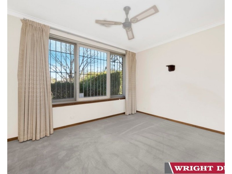 1 Majura Avenue, Dickson ACT 2602