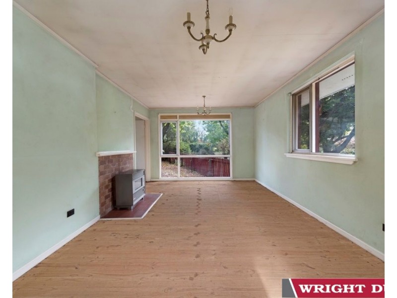 1 Glover Street, Lyneham ACT 2602