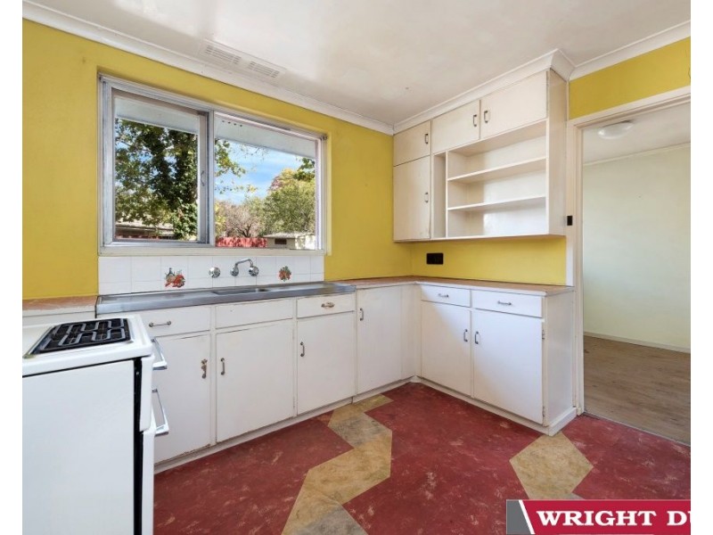 1 Glover Street, Lyneham ACT 2602