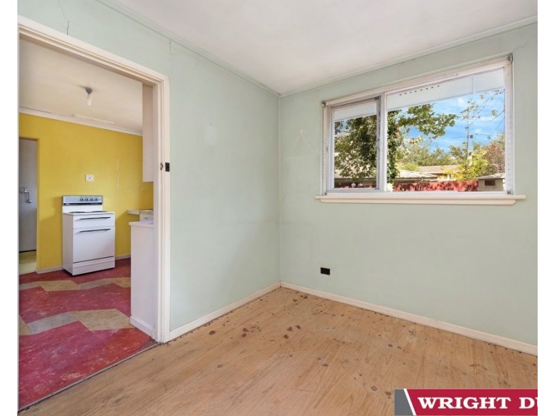 1 Glover Street, Lyneham ACT 2602