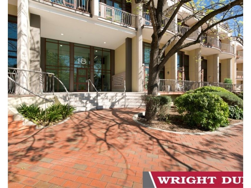 13/18 Captain Cook Crescent, Griffith ACT 2603