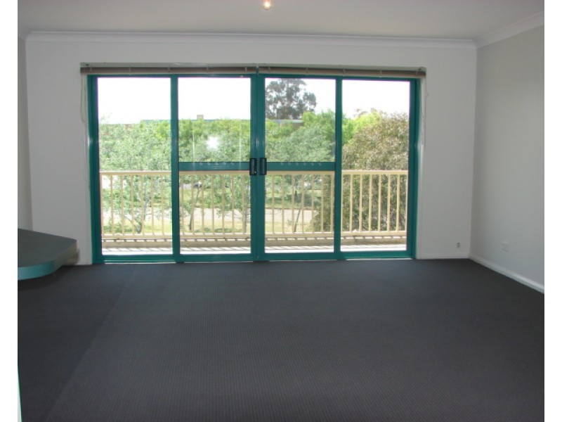 35/53 McMillan Crescent, Griffith ACT 2603