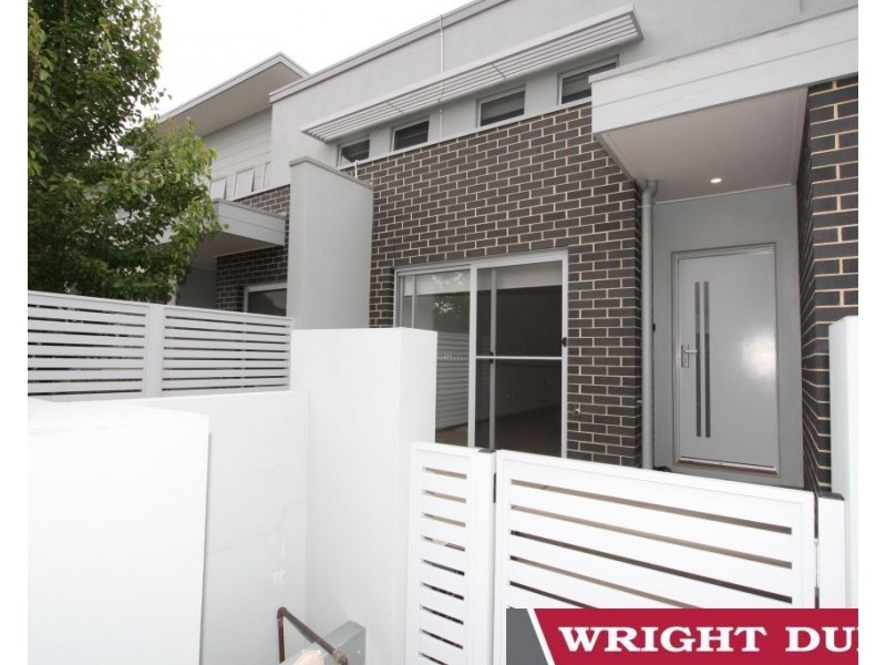 2B Avenal Street, Crace ACT 2911