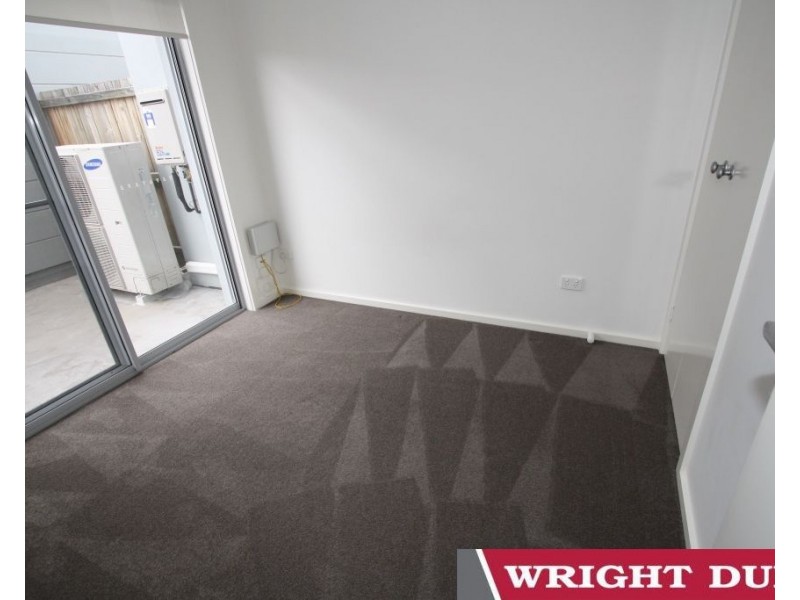 2B Avenal Street, Crace ACT 2911