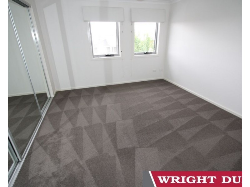 2B Avenal Street, Crace ACT 2911