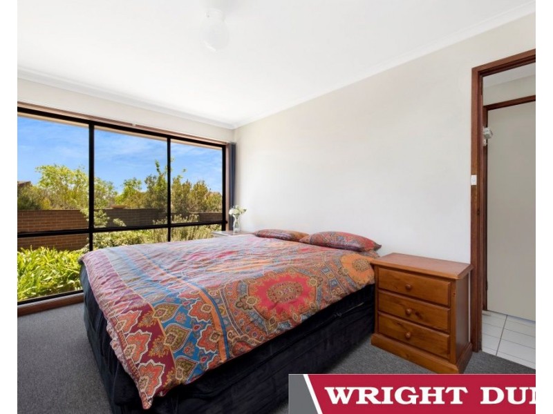 82 Hallen Close, Phillip ACT 2606