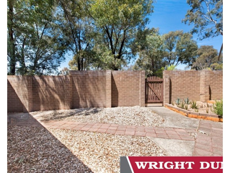 82 Hallen Close, Phillip ACT 2606