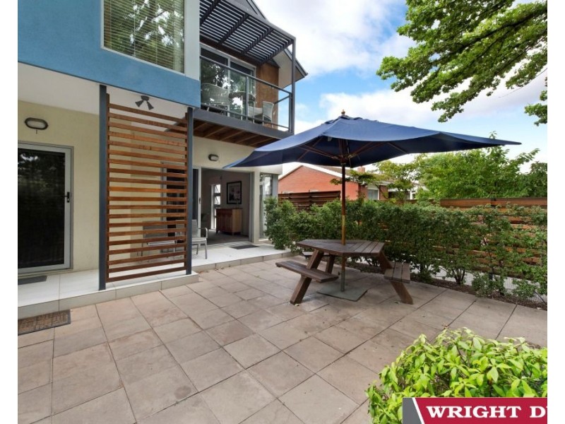 2/104 Dooring Street, Dickson ACT 2602