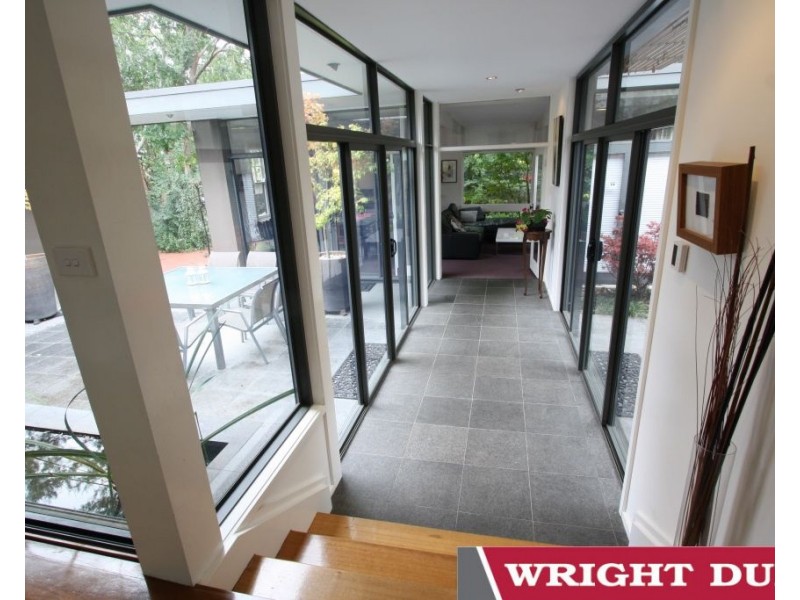 9 Howe Crescent, Ainslie ACT 2602