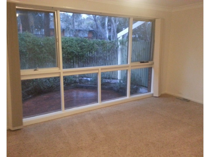 4 Mirning Crescent, Aranda ACT 2614