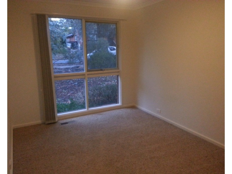 4 Mirning Crescent, Aranda ACT 2614