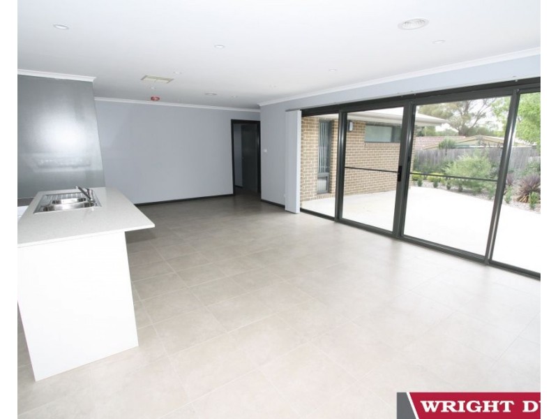 7 Garrard Street, Spence ACT 2615