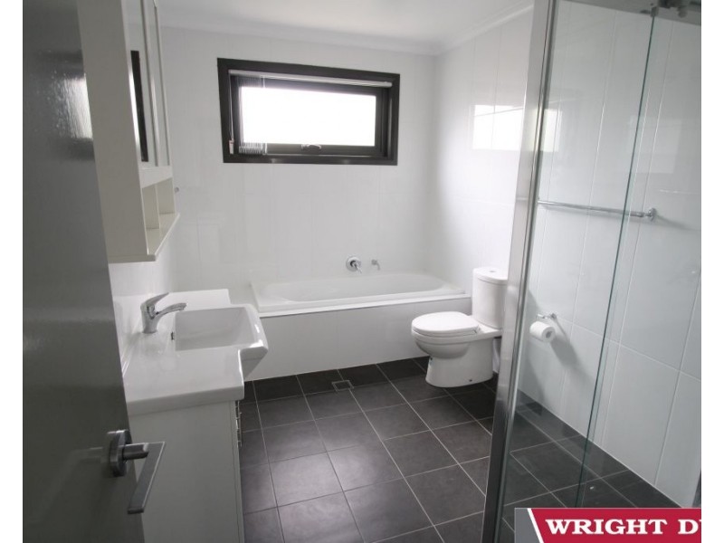 7 Garrard Street, Spence ACT 2615