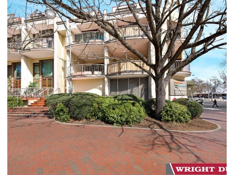 15/18 Captain Cook Crescent, Griffith ACT 2603