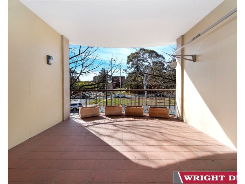 15/18 Captain Cook Crescent, Griffith ACT 2603