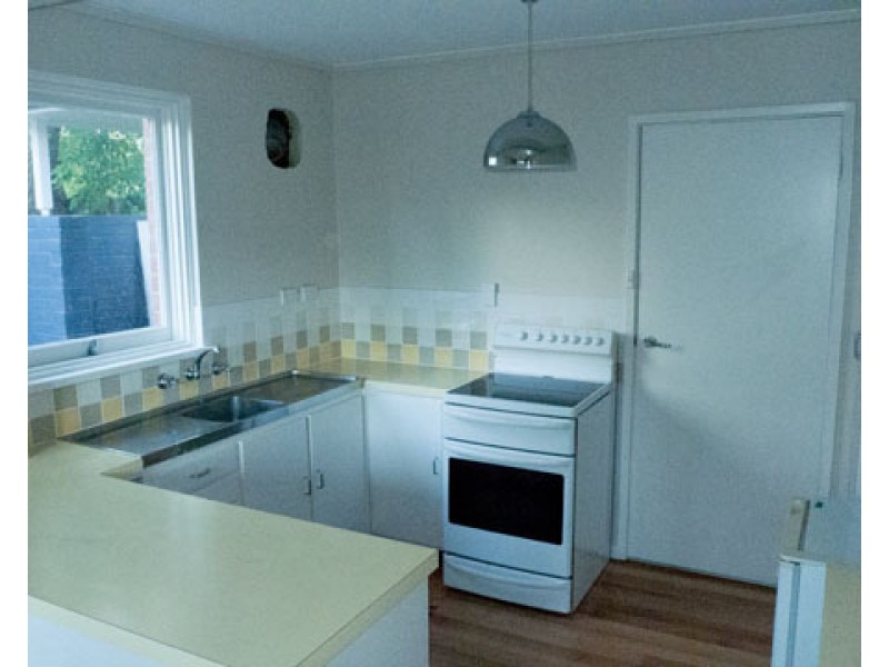 12 Carroll Street, Hughes ACT 2605