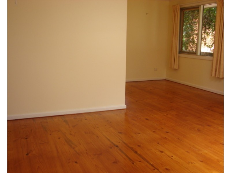 16 Stow Place, Watson ACT 2602