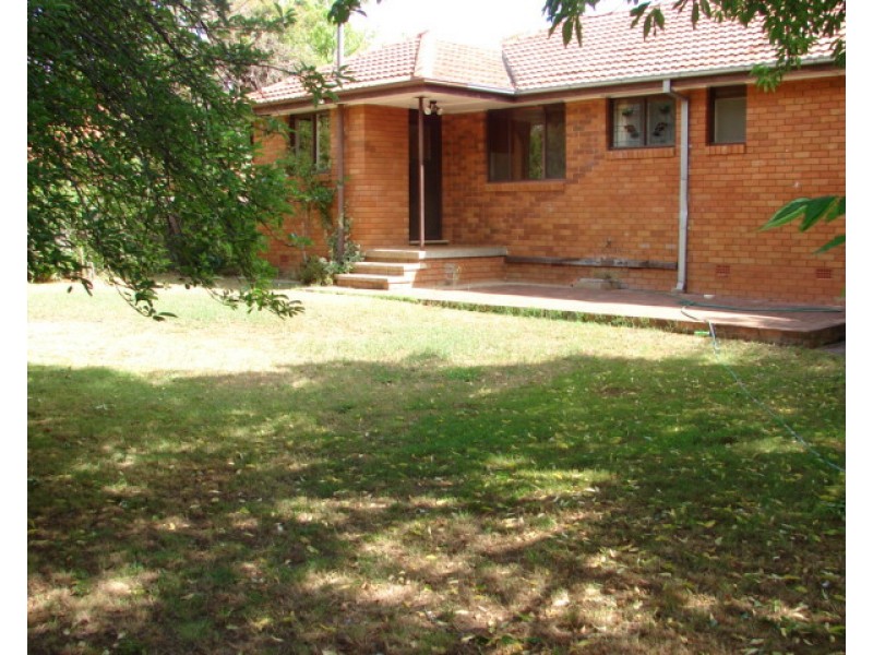 16 Stow Place, Watson ACT 2602