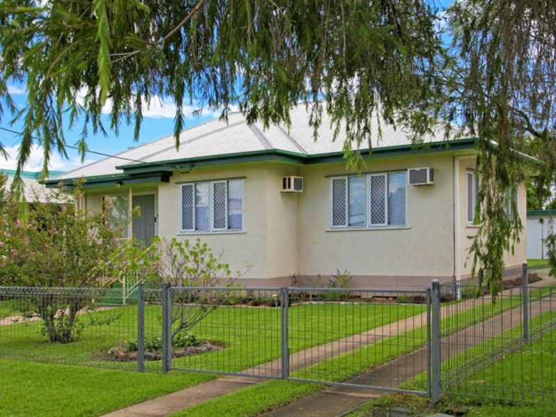 271 Hook Street, Berserker QLD 4701