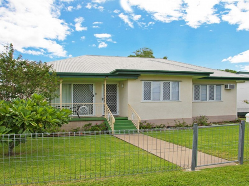 271 Hook Street, Berserker QLD 4701