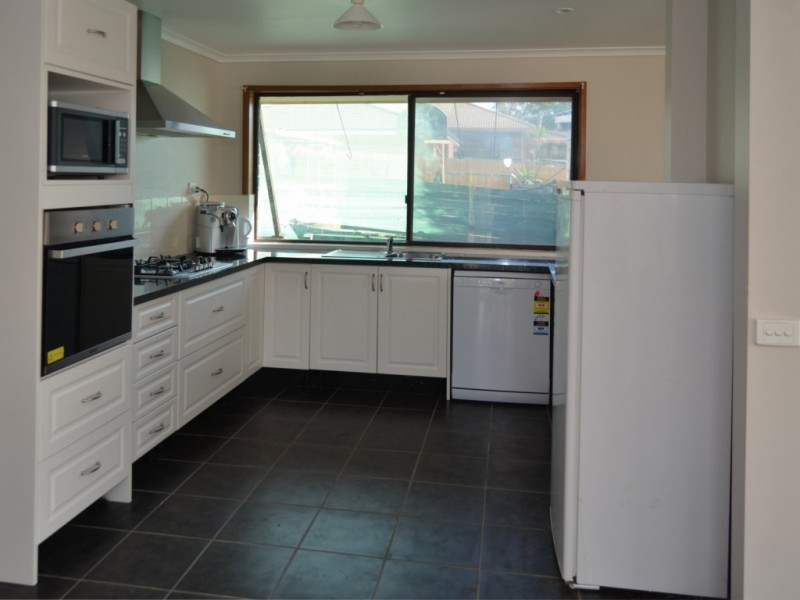 31 Kingsley Drive, Sunbury VIC 3429