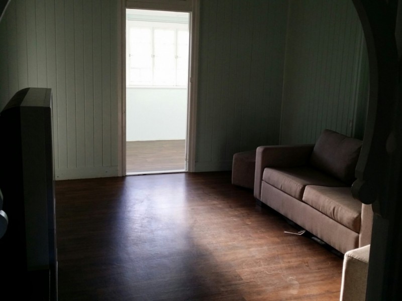 9 St Lawrence Street, Nebo QLD 4742