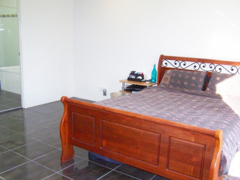 14 Torridon Close, Chapel Hill QLD 4069