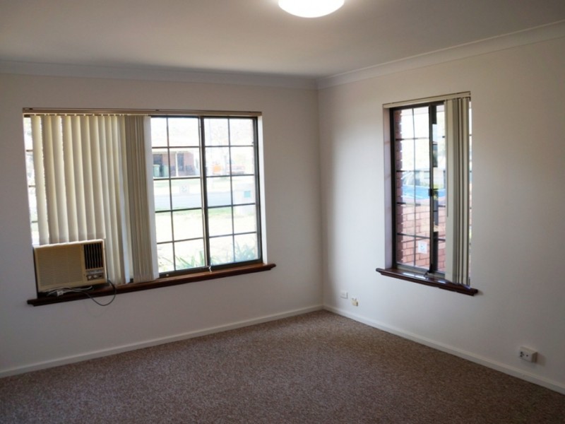 47 Danbury Crescent, Girrawheen WA 6064