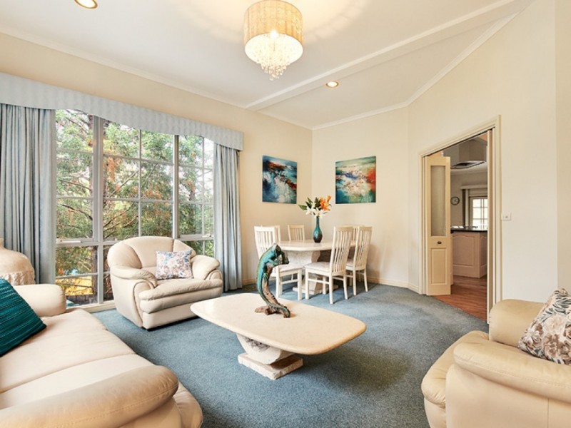 32 Ridgeview Street, Eltham VIC 3095