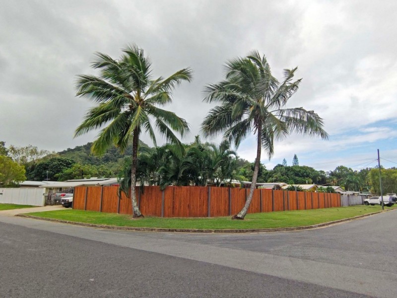 10 Centaur Street, Trinity Park QLD 4879