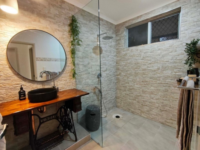 10 Centaur Street, Trinity Park QLD 4879